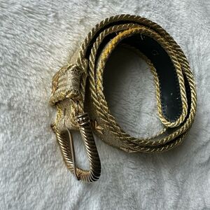 Vintage Gold-toned Star-adorned Belt with Large Heavy Gold Buckle  